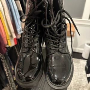 Patent leather Dr.Martens